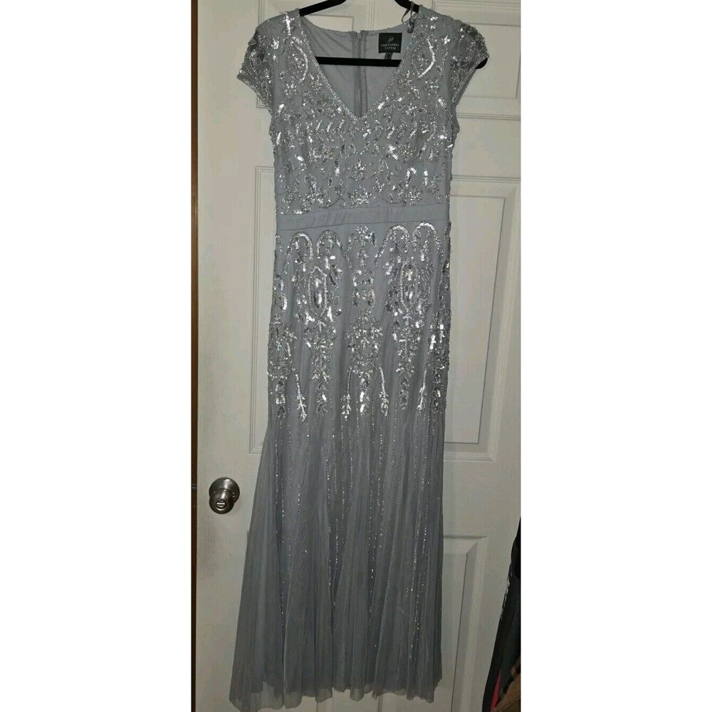 Adrianna Papell gray beaded sequins long gown dress size 4 women's nwot GORGEOUS
